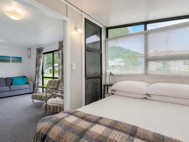 House for sale in Te Puru, Waikato