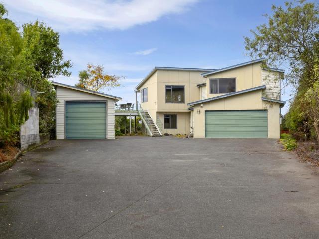 Property for sale in Whareroa