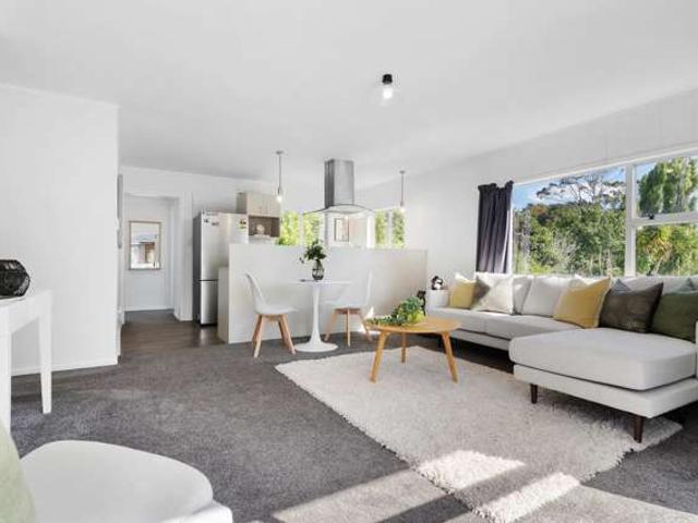 House for sale in Wairau Valley