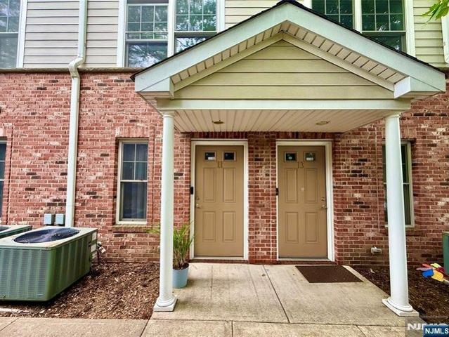 Condo for sale in Hasbrouck Heights, New Jersey