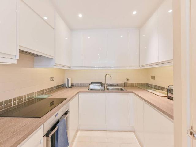 Apartment for rent in London Borough of Lambeth, Greater London
