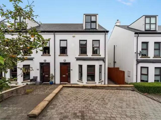 House for sale in Burnside, Ulster
