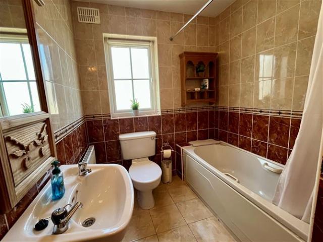 Semi Detached House for sale in Enniscrone