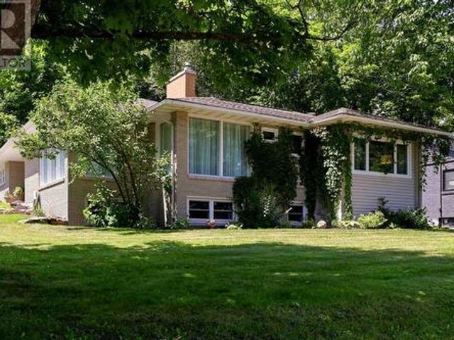House for sale in Sault Sainte Marie, Ontario