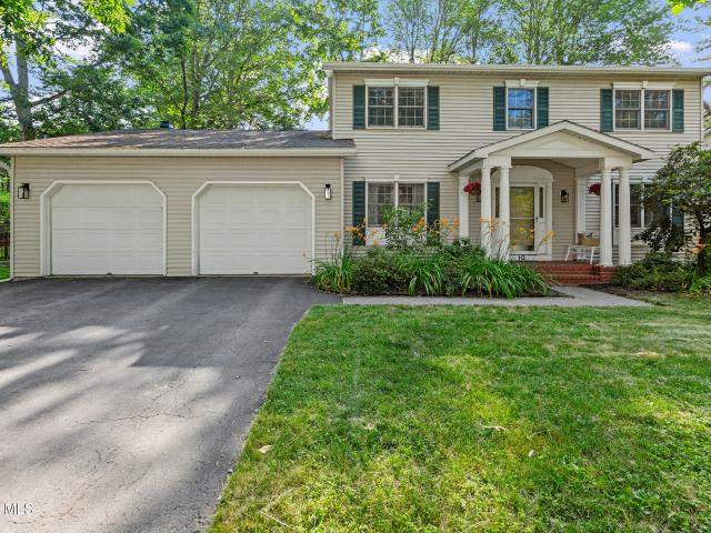 House for sale in Saratoga, New York