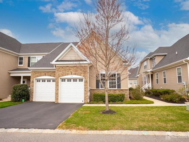 Townhouse for sale in Cedar Knolls, New Jersey