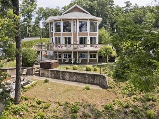 House for sale in Hampden, Massachusetts