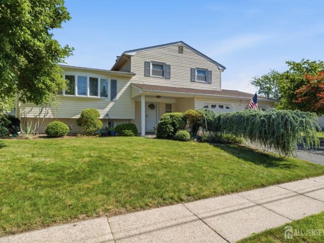 House for sale in Edison, New Jersey