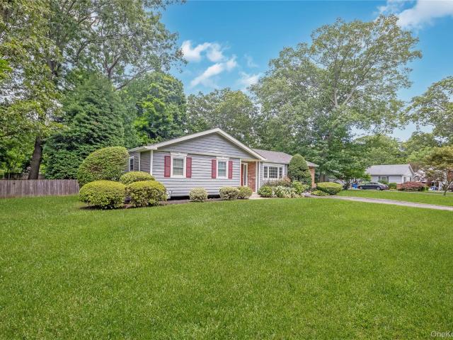 House for sale in Huntington, New York