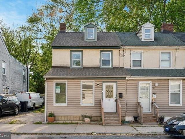 Townhouse for sale in Delco, Pennsylvania