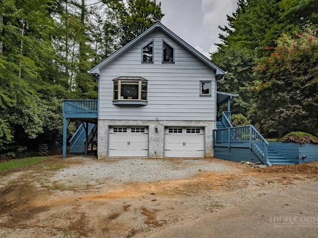 House for sale in Avery, North Carolina
