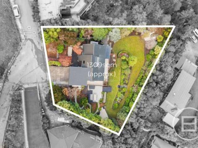 House for sale in Chaslands, Canterbury