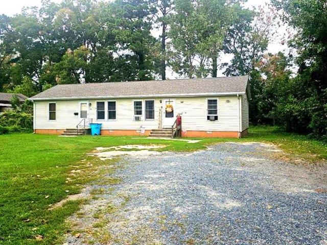 Townhouse for sale in Crisfield, Maryland
