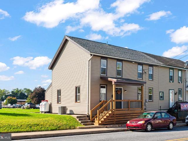 Townhouse for sale in Myerstown, Lebanon County