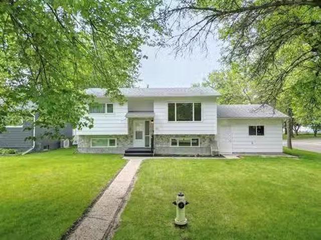 House for sale in Forrest Station, Manitoba