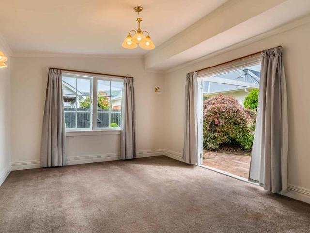 House for rent in Otakou