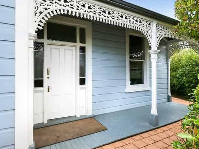 House for rent in Otakou