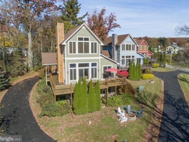 House for sale in Garrett, Maryland