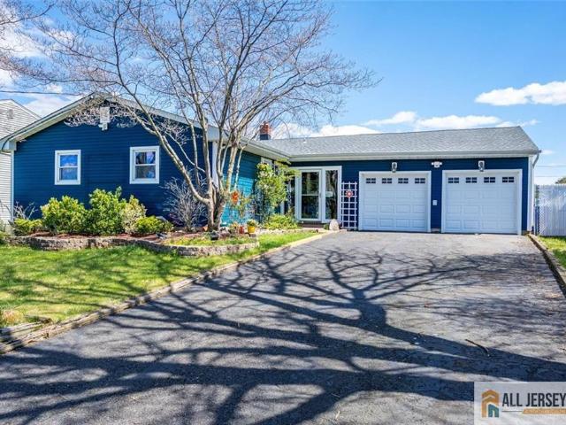 House for sale in Avenel, New Jersey