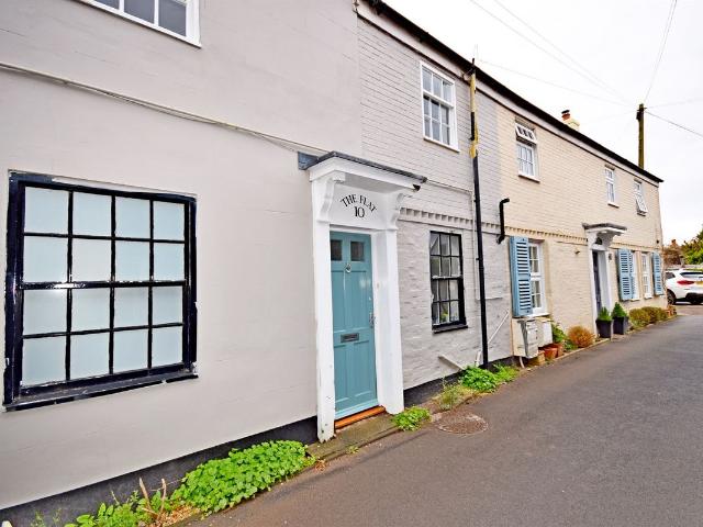 Apartment for rent in Spring Vale, Hampshire