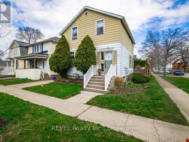 House for sale in Niagara, Ontario