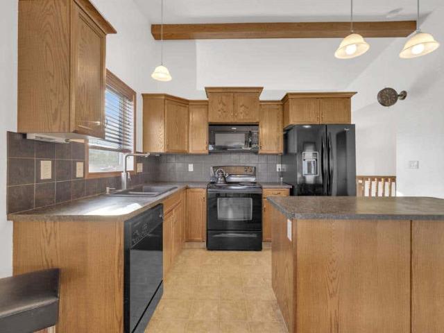 House for sale in Sylvan Lake, Alberta