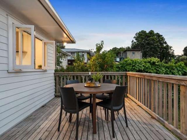 House for rent in Wairau Valley