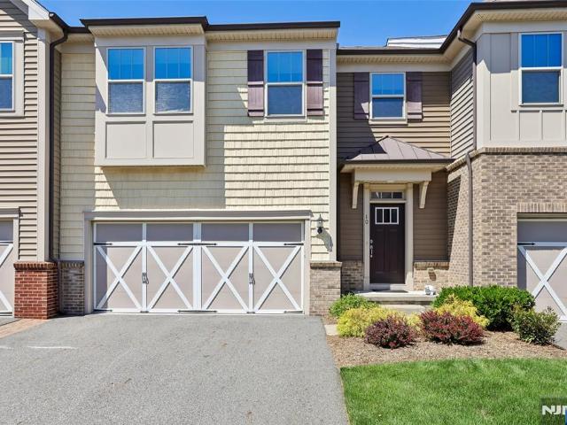 Townhouse for sale in Woodcliff Lake, New Jersey