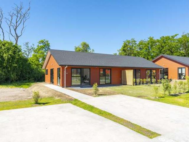 Apartment for sale in Acacia Bay, Waikato