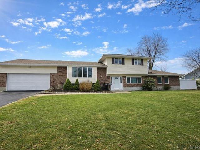 House for sale in Huntington, New York