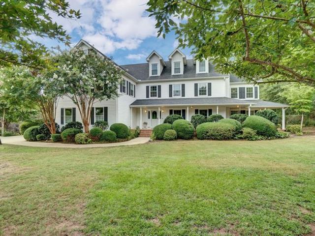 House for sale in Taylors, South Carolina