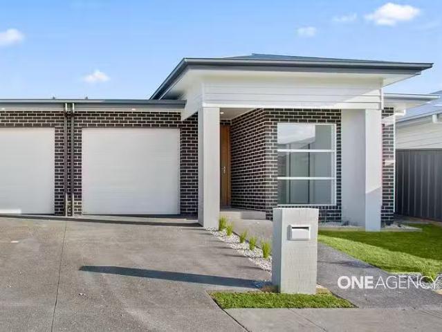 House for rent in Wollongong West, New South Wales