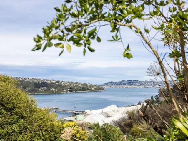 House for sale in Otakou
