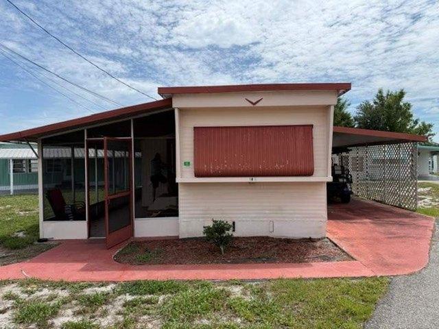 House for sale in Tavares, Florida