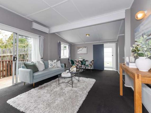 House for sale in Blockhouse Bay