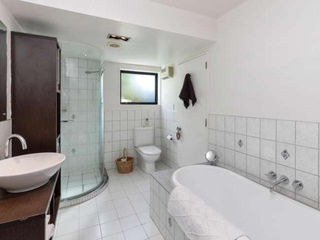 Townhouse for sale in Strowan, Fendalton-Waimari-Harewood Community