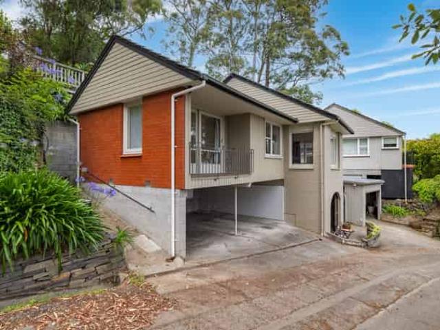 House for rent in Chaslands, Canterbury