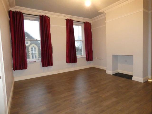 Apartment to rent in Ballymoney