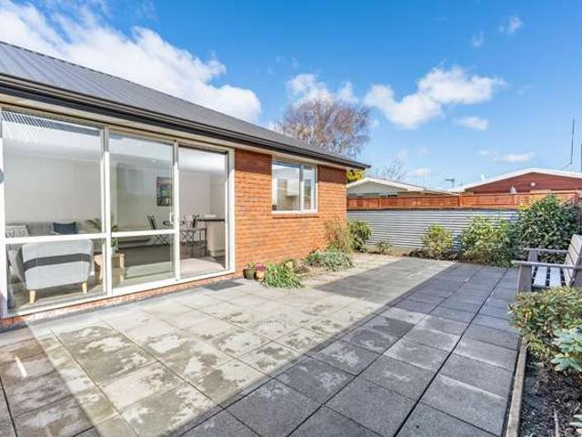 House for sale in Otakou