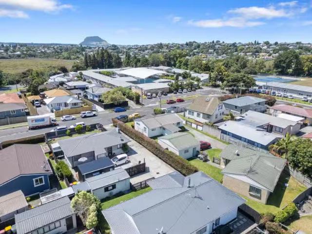 House for sale in Omokoroa, Bay Of Plenty