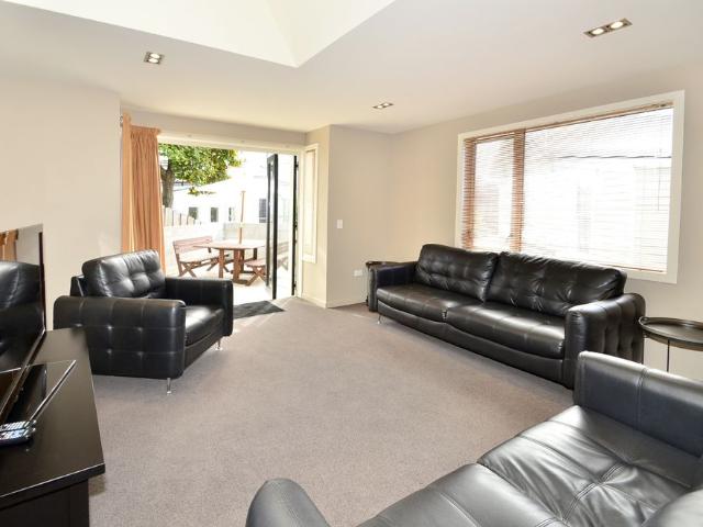 House for rent in Otakou
