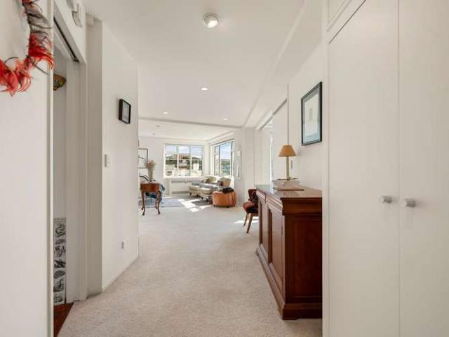 Apartment for sale in Oriental Bay, Wellington