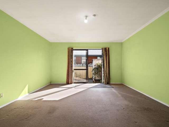 House for sale in Otakou