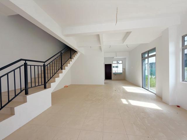 Residential House for sale in Malaka