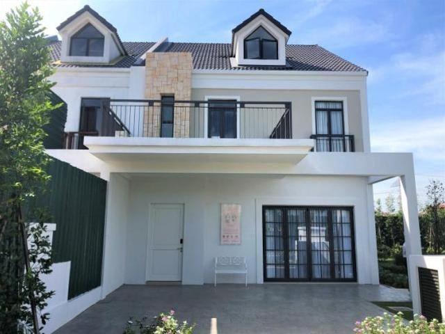 Terraced House for sale in Tanjong Sepat, Selangor