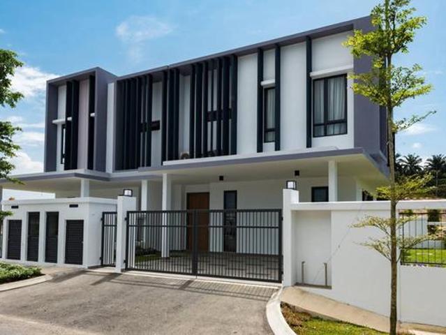 Residential House for sale in Tanjong Sepat, Selangor