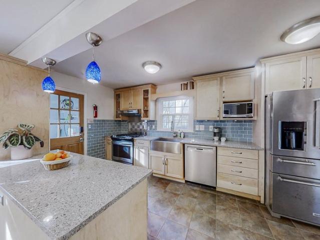 Room for rent in East Point, Georgia