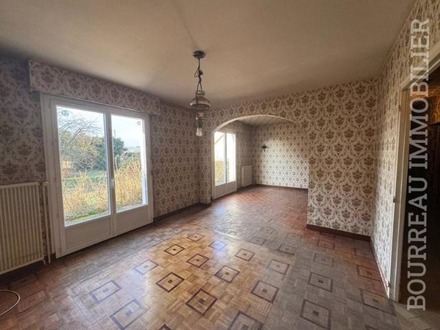Maison vente à Sens, Champlay