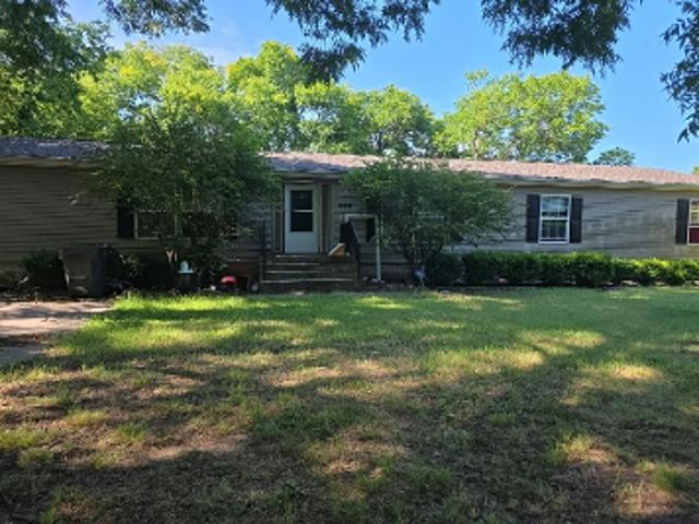 House for sale in Carter, Oklahoma