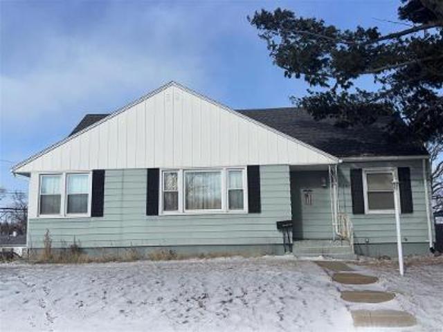 House for sale in Linn, Iowa